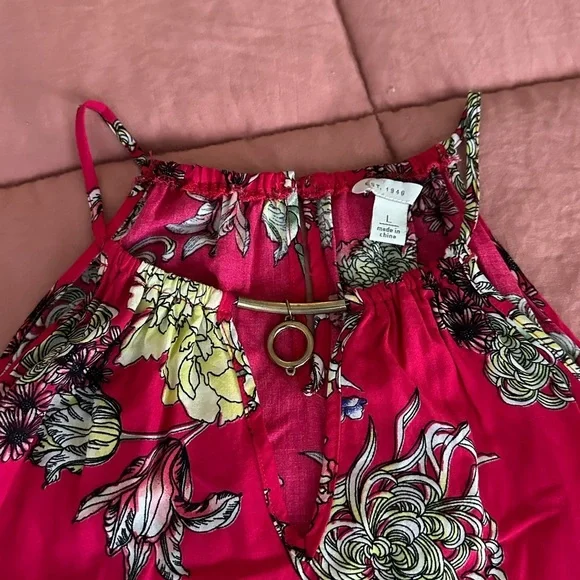 Women’s Floral Blouse-Size large - Picture 2 of 2